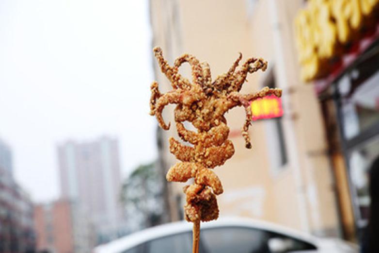 无敌轰炸大鱿鱼